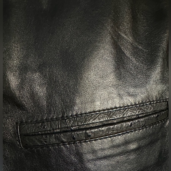 Lamb skin and ostrich leather vest - Picture 4 of 10